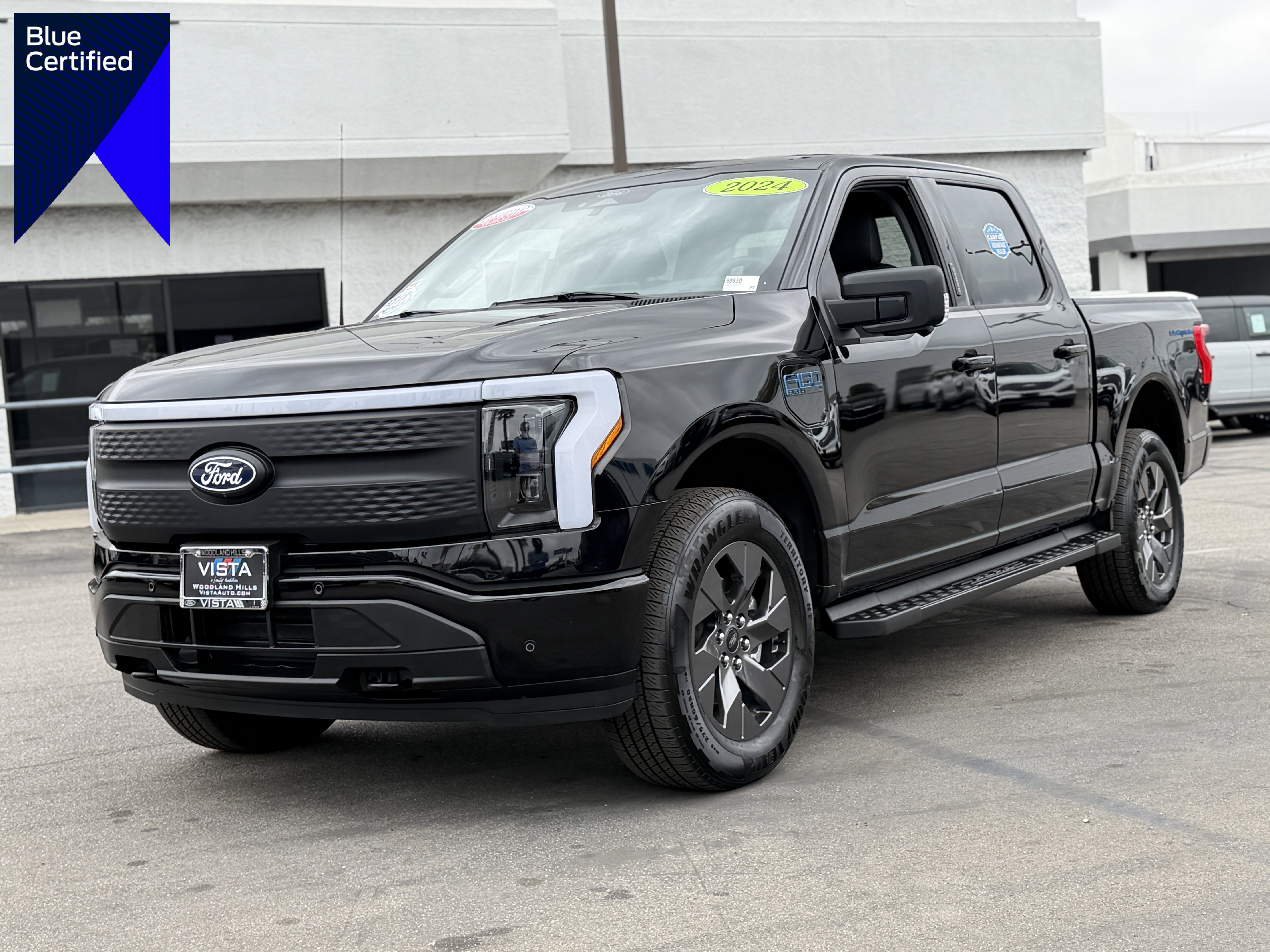 Certified 2024 Ford F150 Lightning Flash AWD/4WD image 1