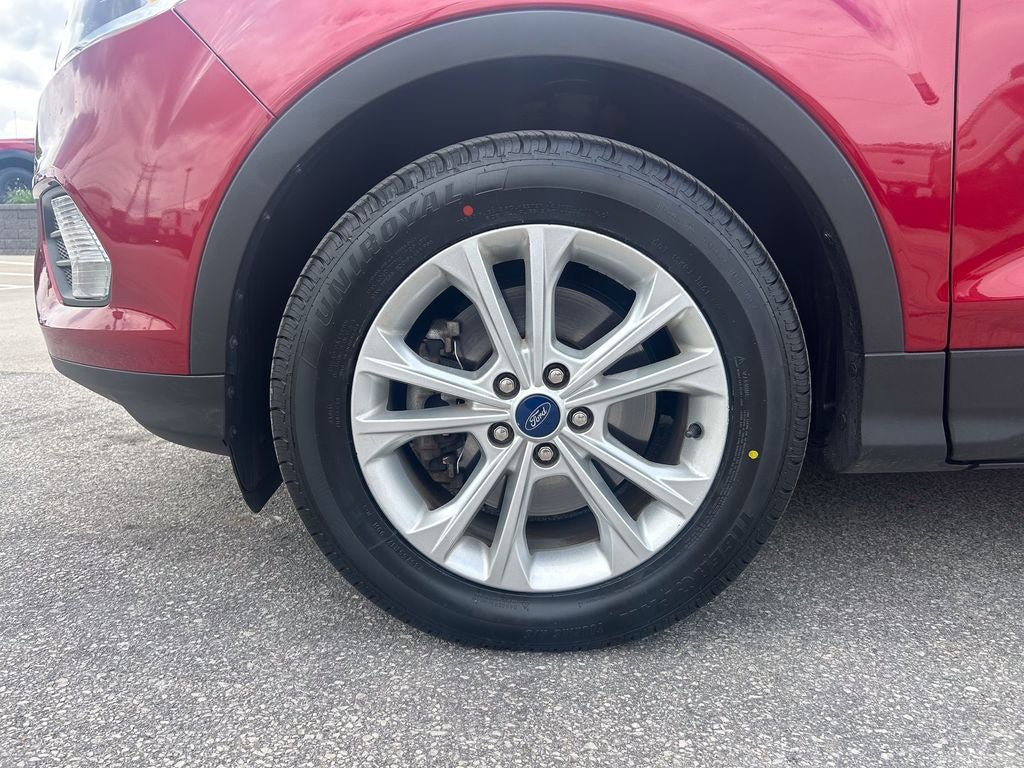 Certified 2019 Ford Escape SE AWD/4WD image 30