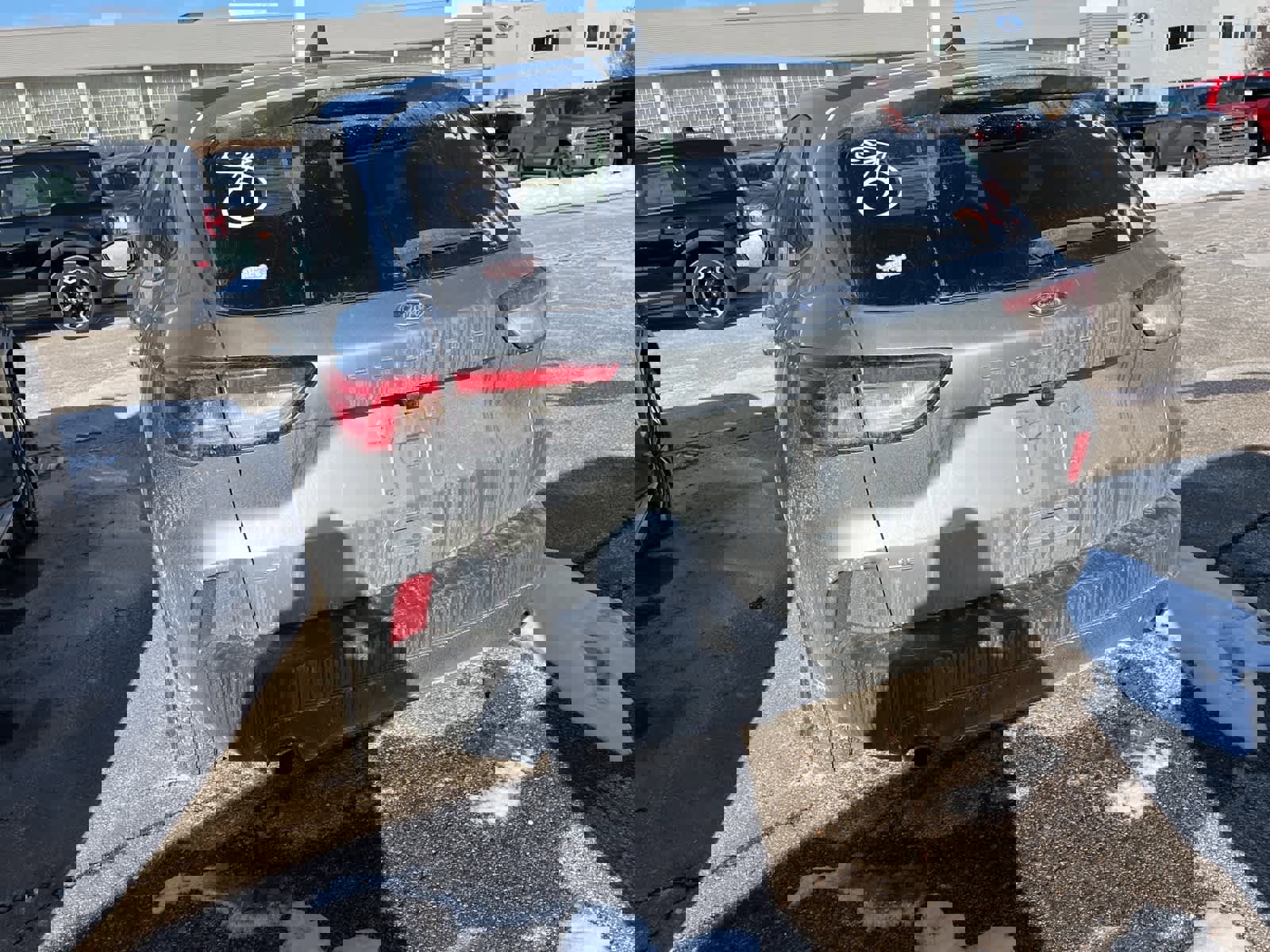 Certified 2022 Ford Escape SE w/ SE Sport Appearance Package image 11