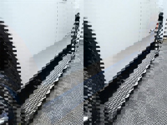 Used 2022 Jeep Wagoneer Series III w/ Premium Group I image 9