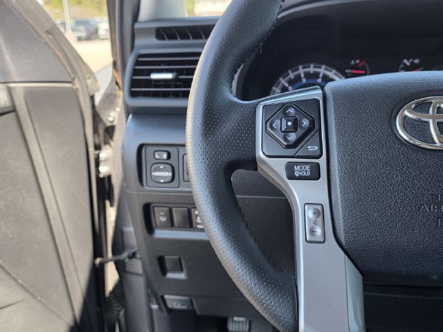 Used 2017 Toyota 4Runner Limited RWD image 28