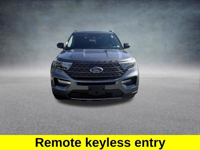Certified 2023 Ford Explorer XLT w/ Equipment Group 202A AWD/4WD image 9