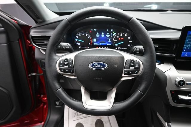 Certified 2024 Ford Explorer XLT AWD/4WD image 15