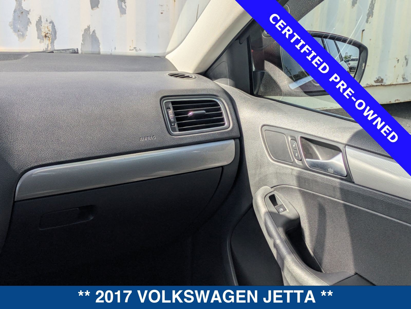 Used 2017 Volkswagen Jetta SE FWD image 16