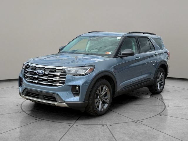 Certified 2026 Ford Explorer Active w/ Active Comfort Package AWD/4WD image 3