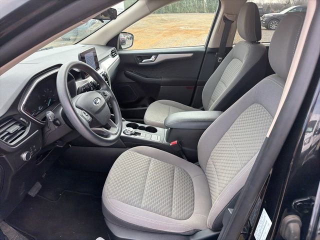 Certified 2020 Ford Escape SE image 13
