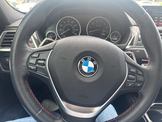 Used 2018 BMW 330e RWD image 16