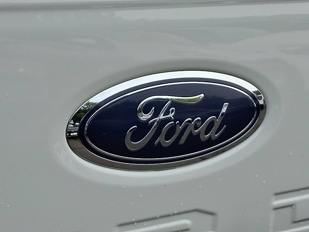 Certified 2024 Ford F350 Lariat w/ Lariat Ultimate Package AWD/4WD image 31