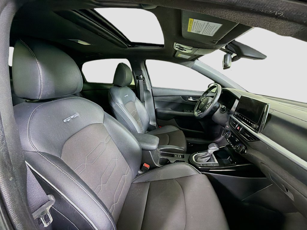 Used 2023 Kia Forte GT-Line w/ GT-Line Premium Package FWD image 27