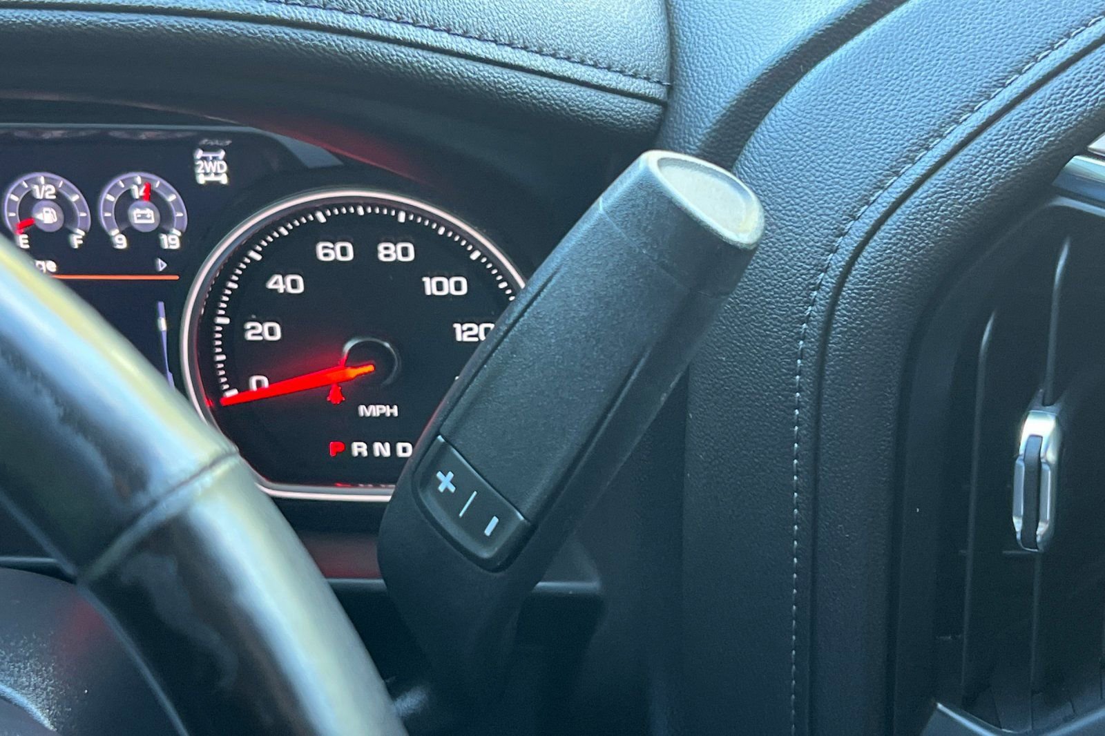 Used 2020 Chevrolet Silverado 1500 High Country w/ Technology Package image 22