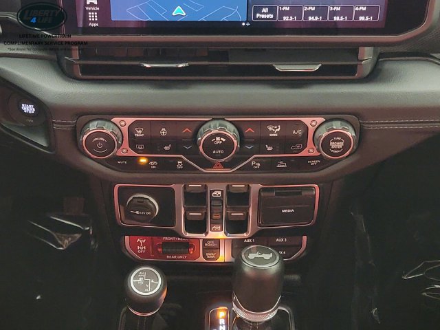 Used 2024 Jeep Wrangler Unlimited Rubicon 392 AWD/4WD image 24