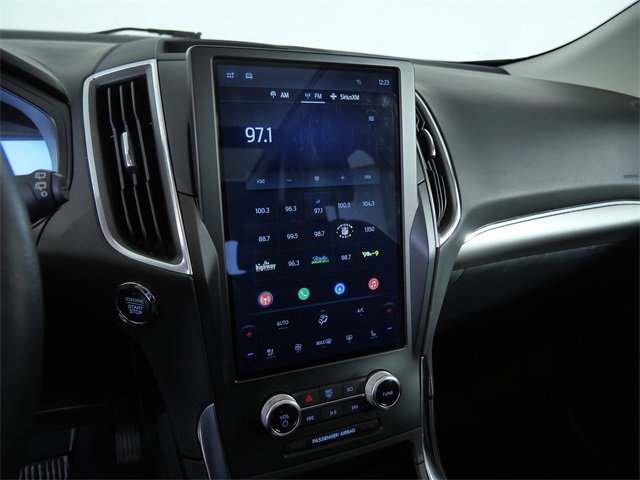 Certified 2024 Ford Edge Titanium w/ Equipment Group 301A image 17