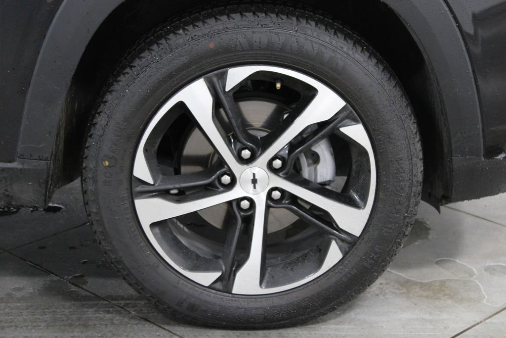 Used 2024 Chevrolet Trax RS w/ Driver Confidence Package image 14