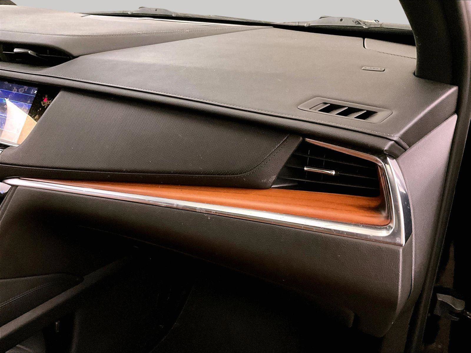 Used 2021 Cadillac XT5 Premium Luxury AWD/4WD image 15