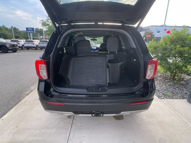 Certified 2021 Ford Explorer XLT w/ Equipment Group 202A AWD/4WD image 11