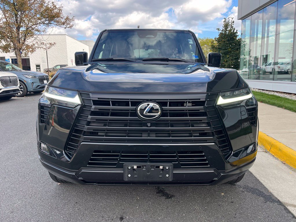 Used 2024 Lexus GX 550 w/ Accessory Package (Z1) AWD/4WD image 2
