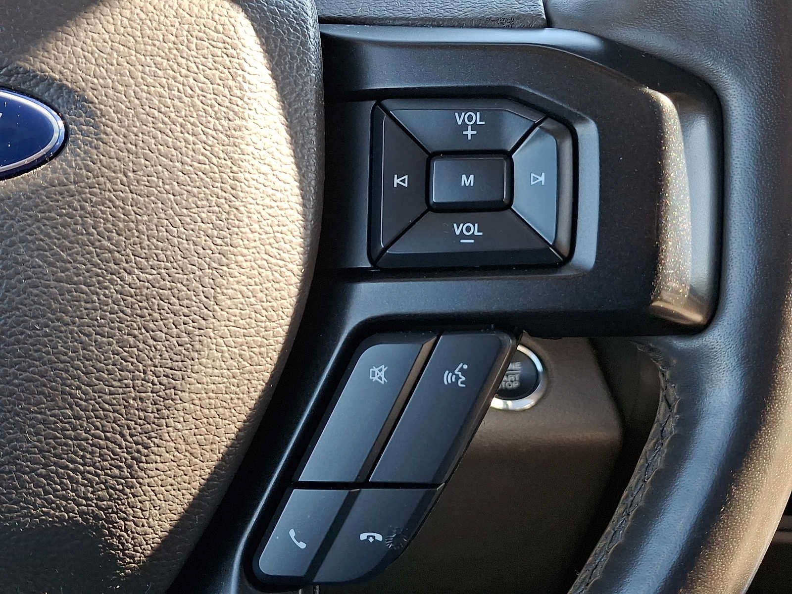 Certified 2020 Ford Expedition Limited AWD/4WD image 23