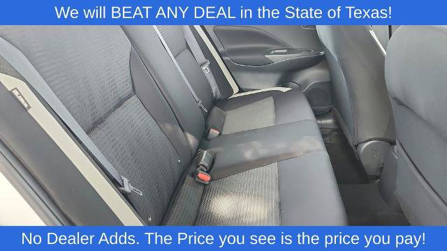 Used 2022 Nissan Versa SV FWD image 30