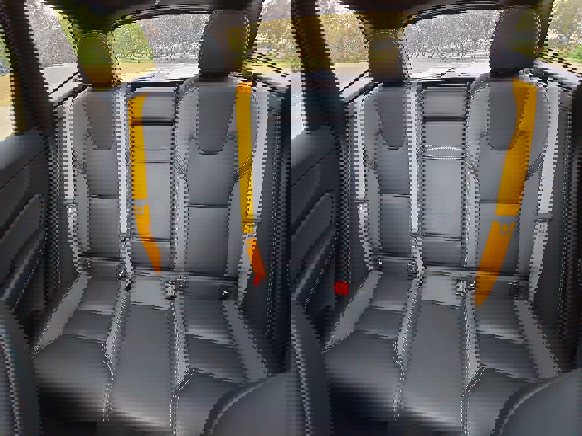 Used 2022 Volvo XC60 T8 Polestar w/ Protection Package Premier image 22