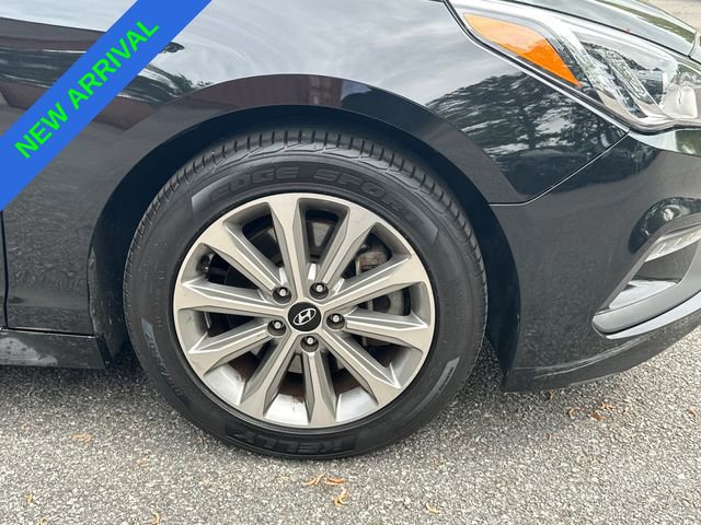 Used 2017 Hyundai Sonata Limited w/ Tech Package 03 FWD image 12