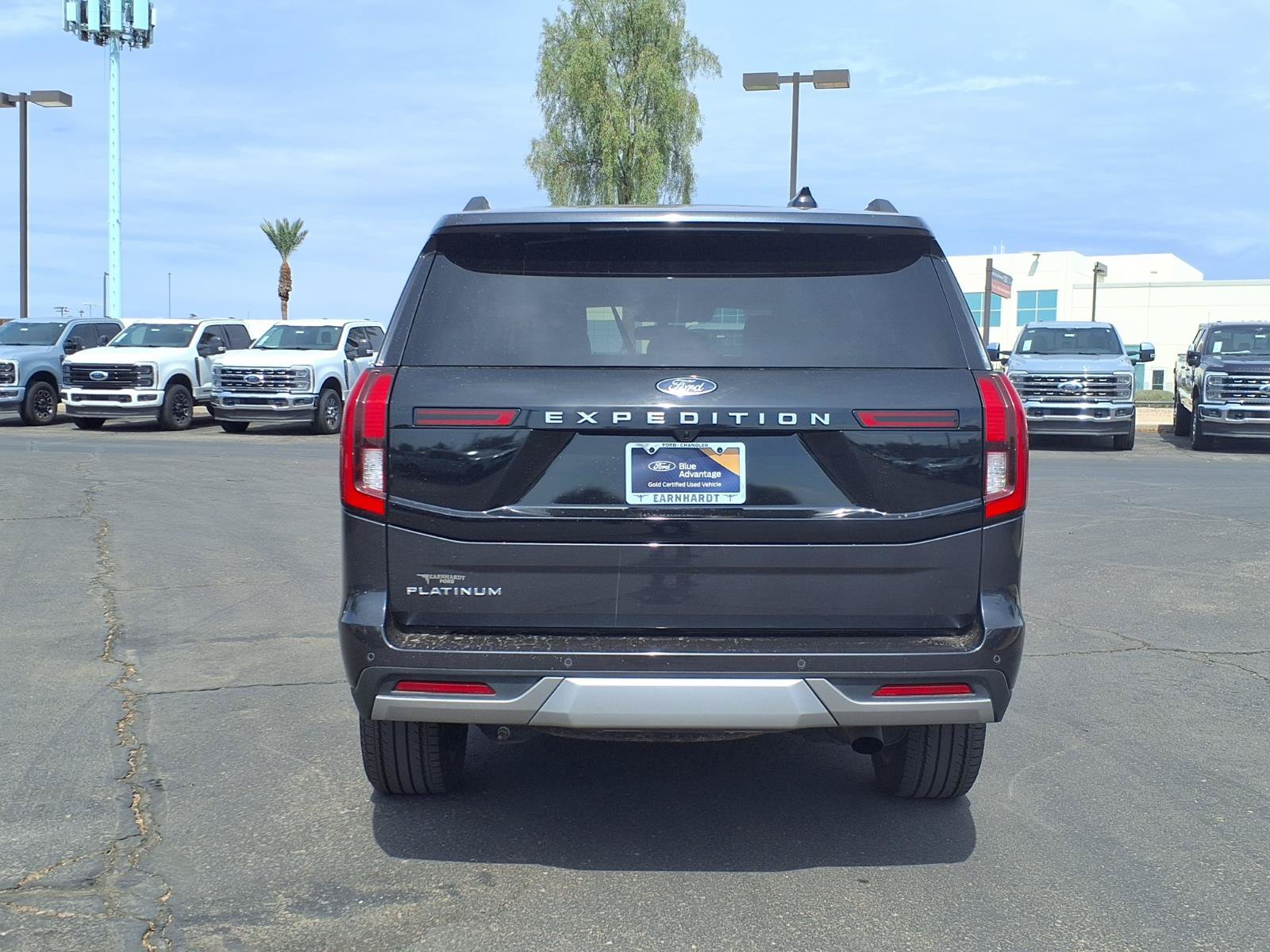 Certified 2025 Ford Expedition Active AWD/4WD image 5