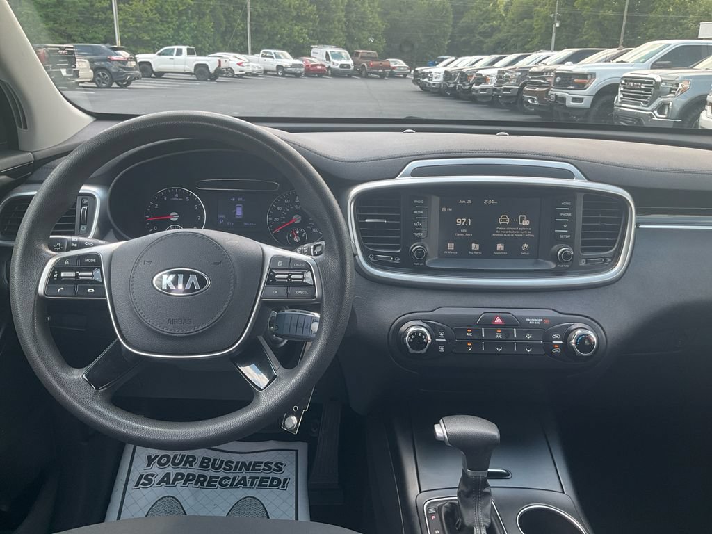 Used 2020 Kia Sorento LX FWD image 20