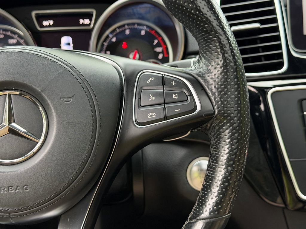 Used 2018 Mercedes-Benz GLS 450 4MATIC image 31