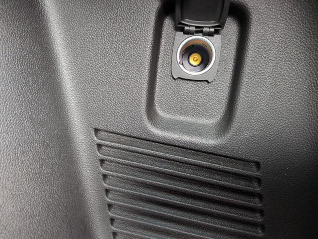 Used 2021 Chevrolet Blazer LT FWD image 22