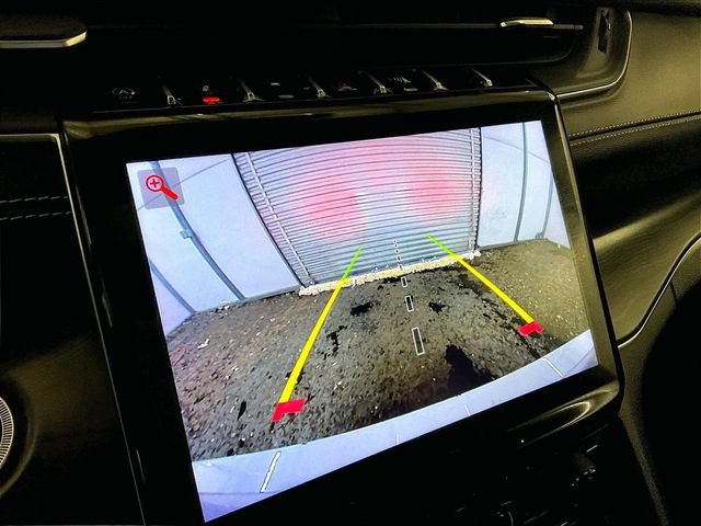 Used 2021 Jeep Grand Cherokee L Limited AWD/4WD image 20