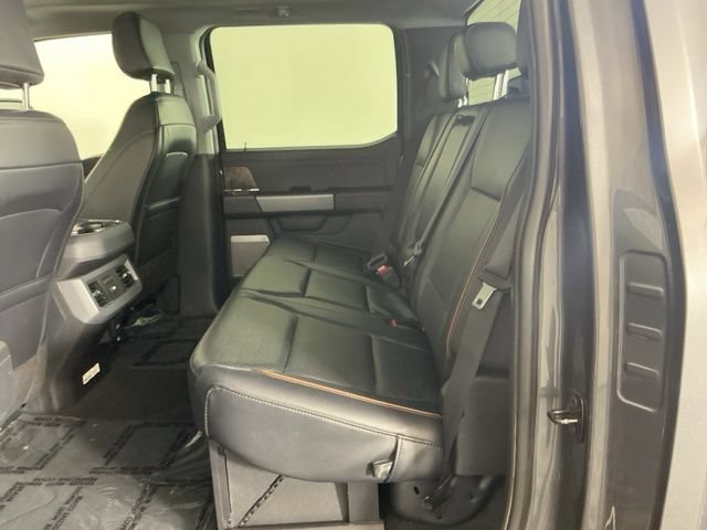 Certified 2025 Ford F450 Lariat w/ FX4 Off-Road Package AWD/4WD image 31