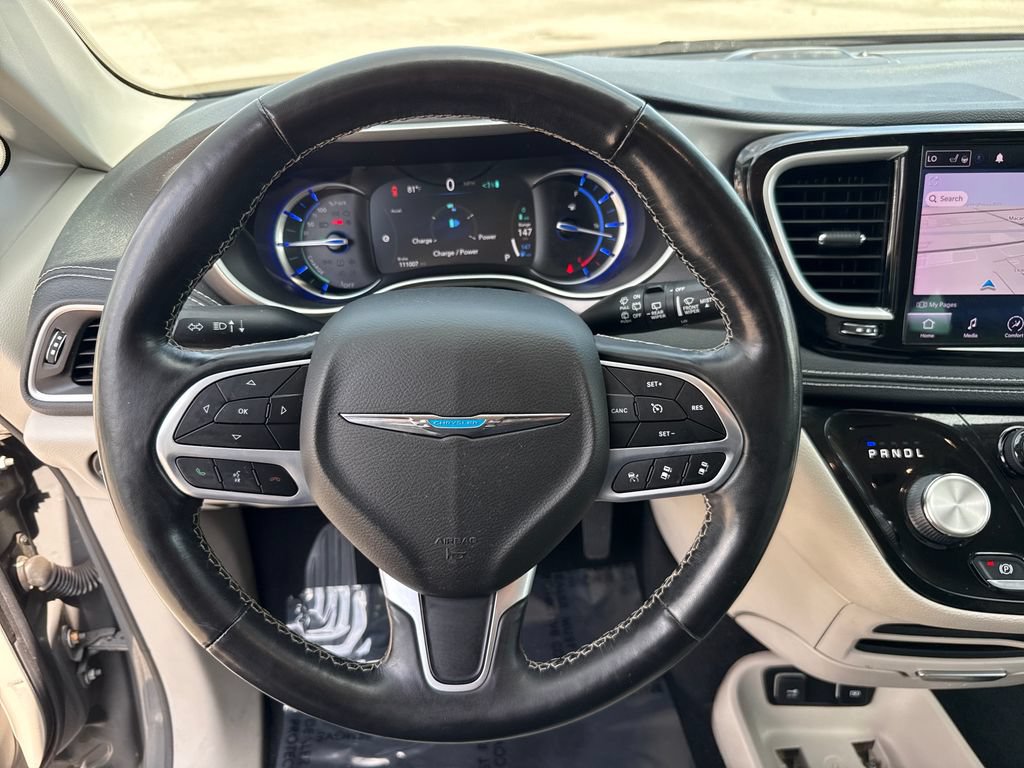 Used 2021 Chrysler Pacifica Touring-L FWD image 14