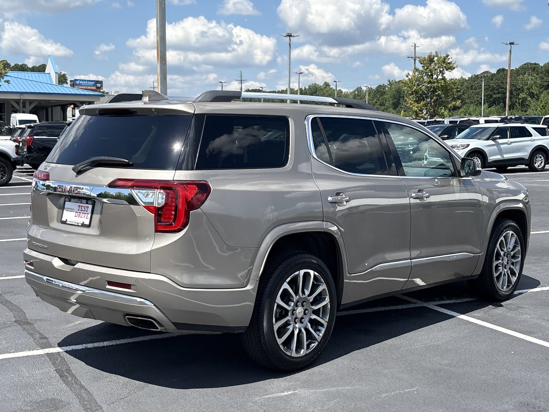 Used 2023 GMC Acadia Denali w/ Denali Ultimate Package FWD image 35