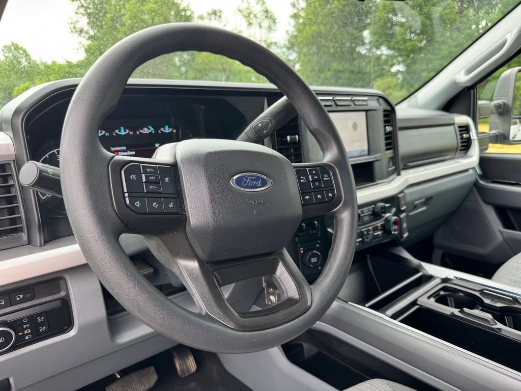 Certified 2024 Ford F350 XLT AWD/4WD image 29