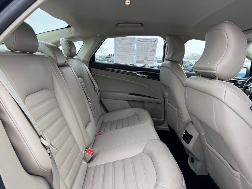 Certified 2018 Ford Fusion SE w/ Fusion SE Technology Package image 17