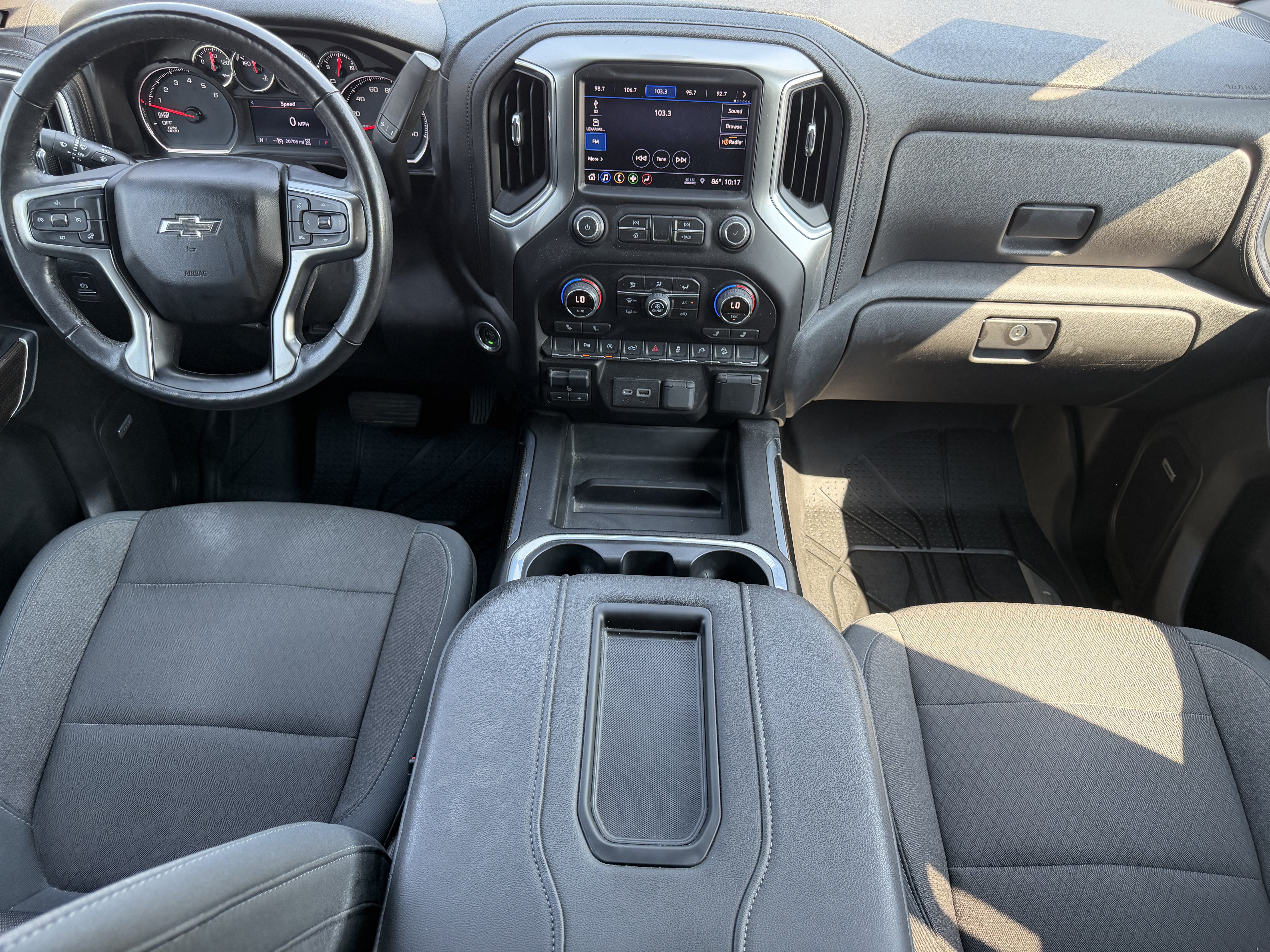 Used 2019 Chevrolet Silverado 1500 RST AWD/4WD image 9