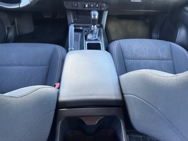Used 2020 Toyota Tacoma TRD Sport RWD image 19