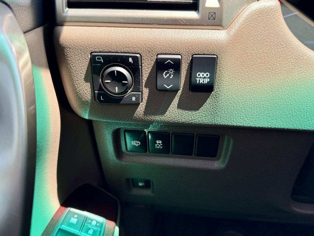 Used 2019 Lexus GX 460 460 image 25