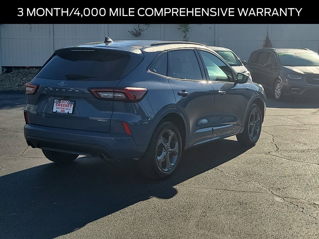 Certified 2024 Ford Escape ST-Line w/ Tech Pack #1 AWD/4WD image 4