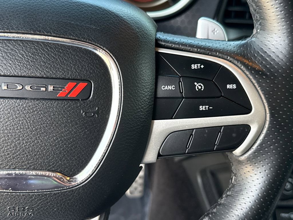 Used 2018 Dodge Challenger R/T Scat Pack w/ Leather Interior Group RWD image 16