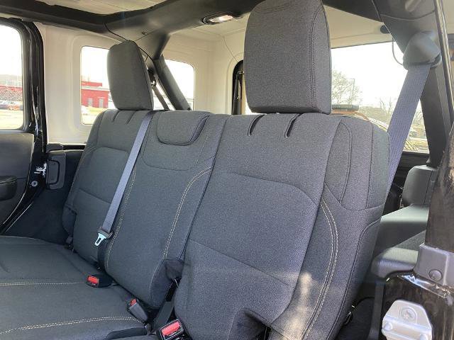 Used 2024 Jeep Wrangler Sahara w/ Dual Top Group image 28