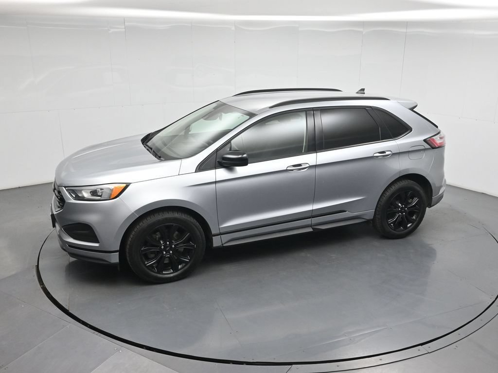 Certified 2022 Ford Edge SE w/ Black Appearance Package AWD/4WD image 42