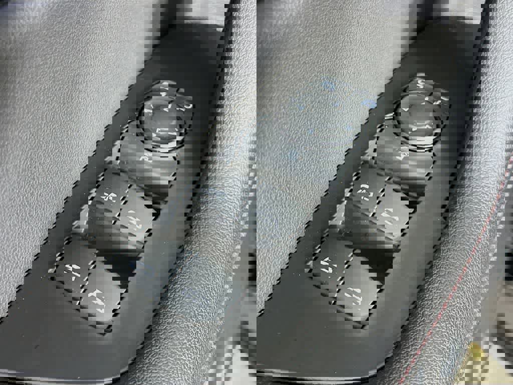 Used 2023 Chevrolet Blazer RS w/ Driver Confidence II Package image 28