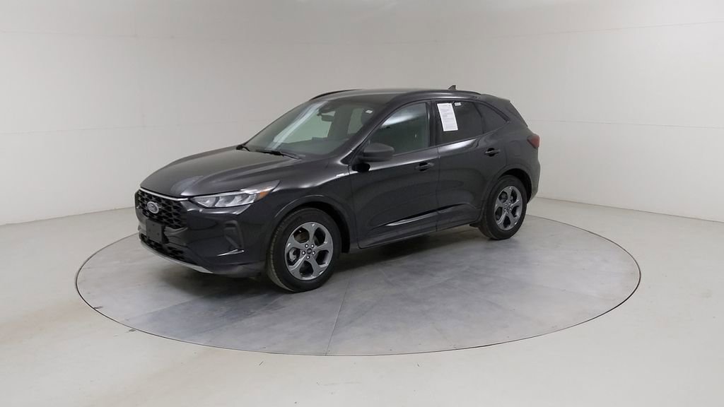 Certified 2024 Ford Escape ST-Line w/ Cold Weather Package FWD image 19