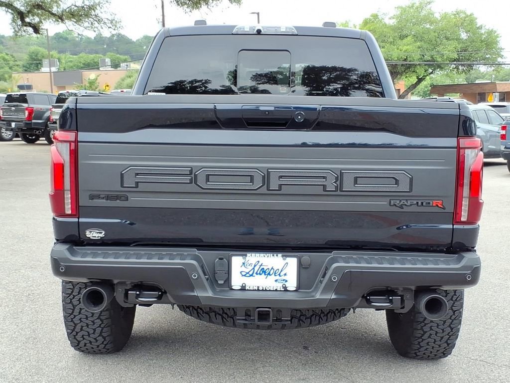 Certified 2025 Ford F150 Raptor w/ Equipment Group 803A Raptor R AWD/4WD image 4