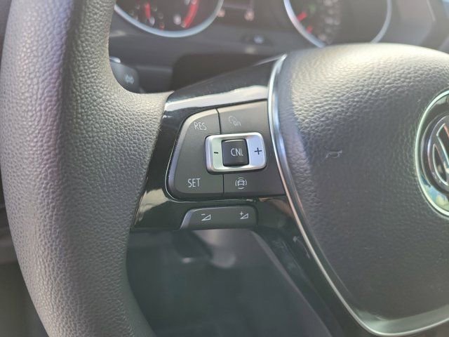 Used 2021 Volkswagen Tiguan S image 23