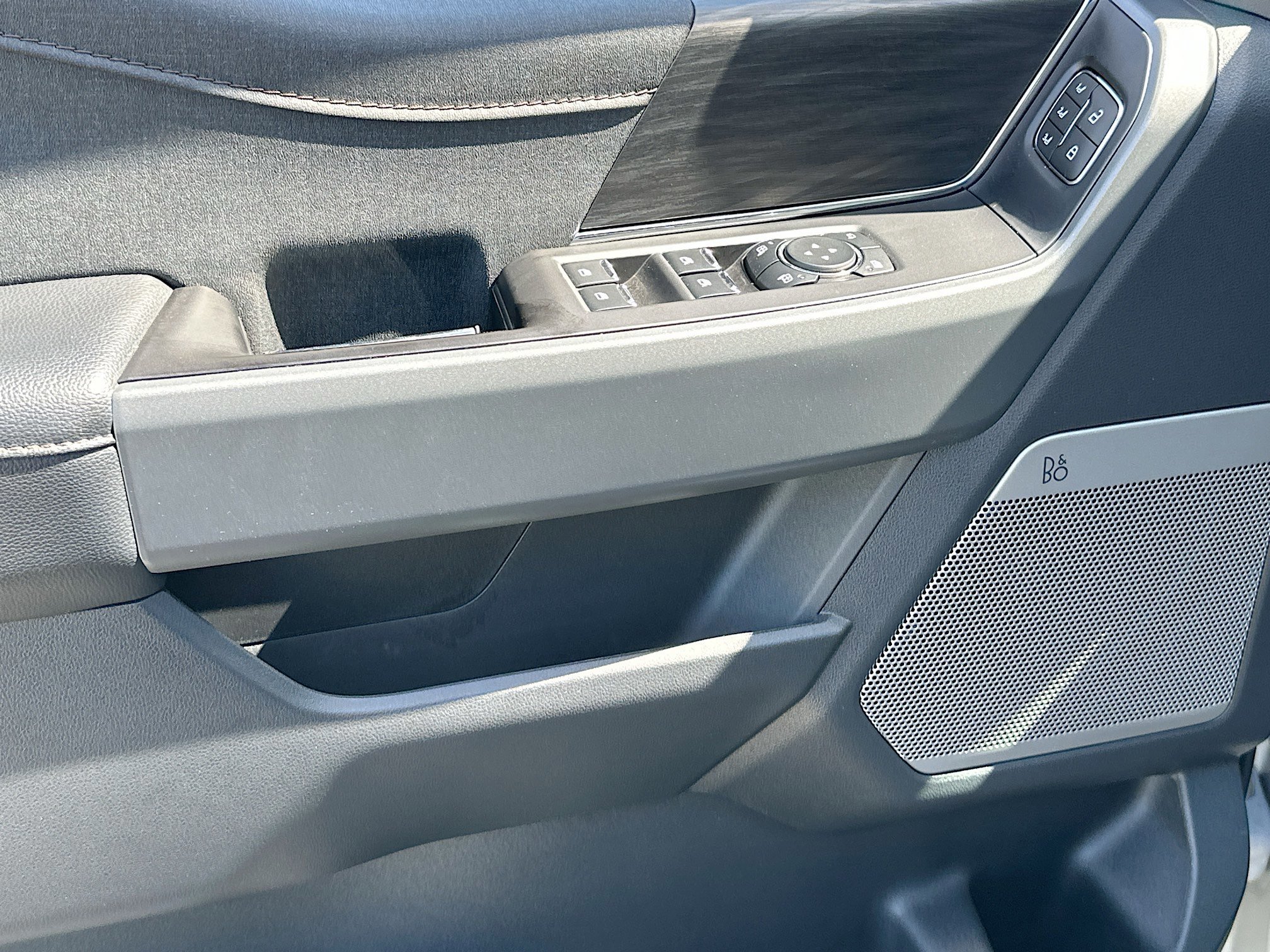 Certified 2024 Ford F150 Lariat w/ Bed Utility Package image 18