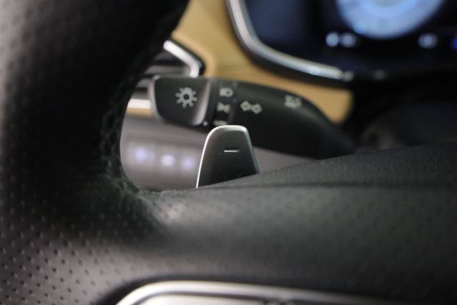 Used 2023 Hyundai Santa Fe Calligraphy AWD/4WD image 15