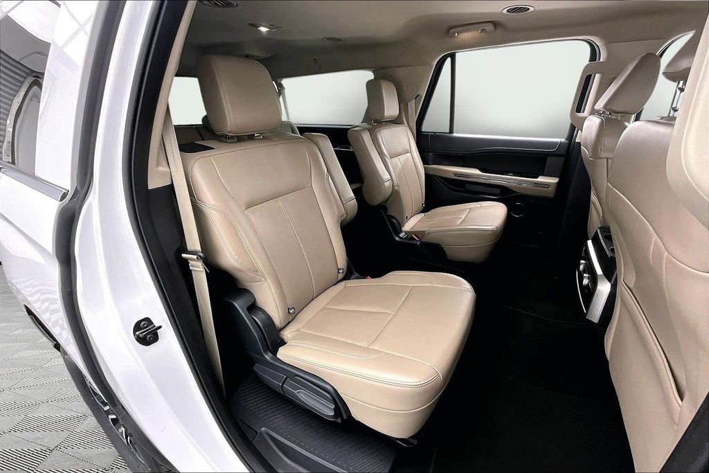 Certified 2024 Ford Expedition Max XLT image 27