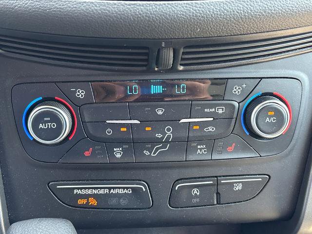 Certified 2018 Ford Escape SE w/ SE Sync 3 Package AWD/4WD image 10
