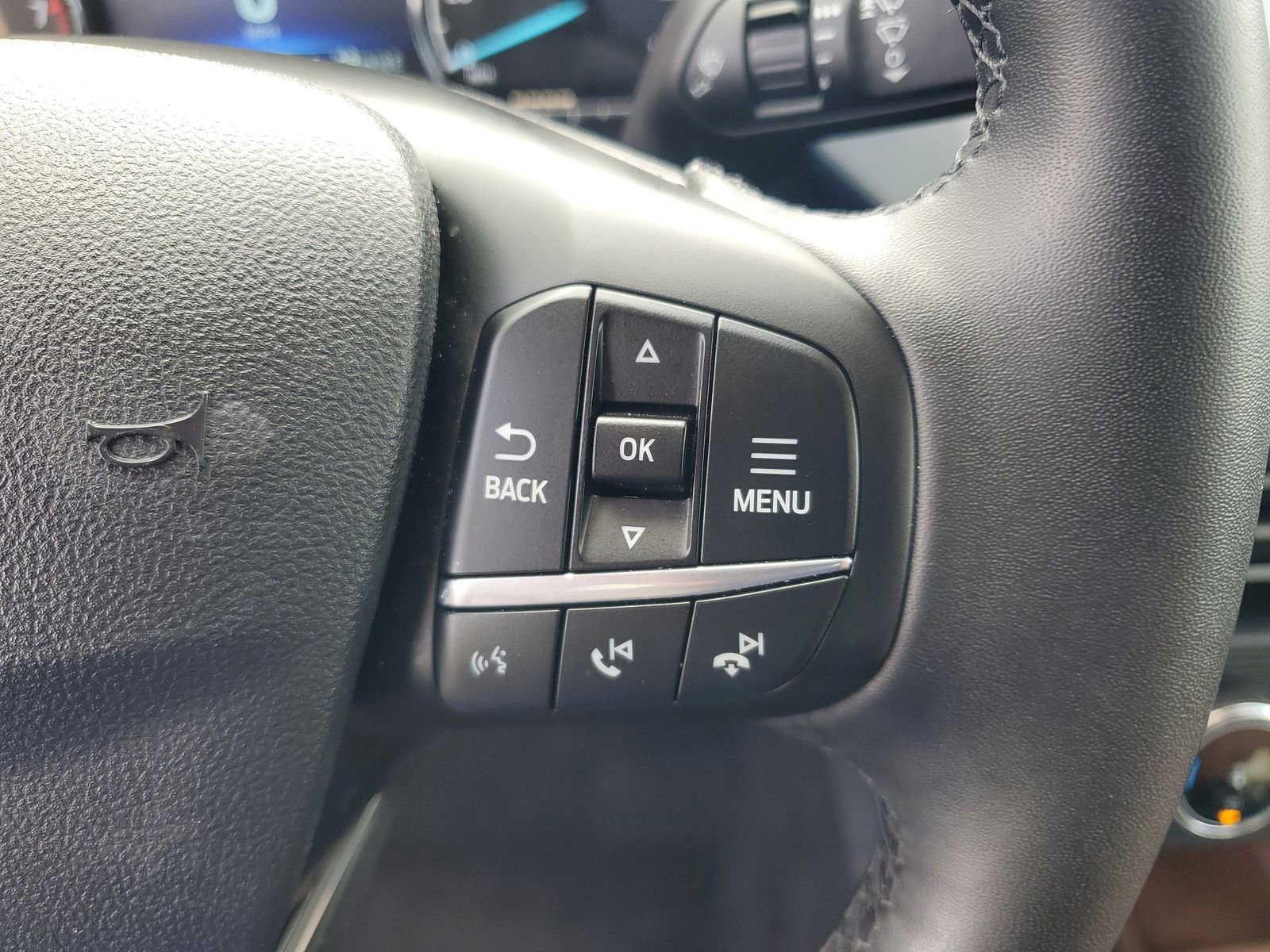Certified 2024 Ford Maverick Lariat w/ 4K Tow Package AWD/4WD image 20